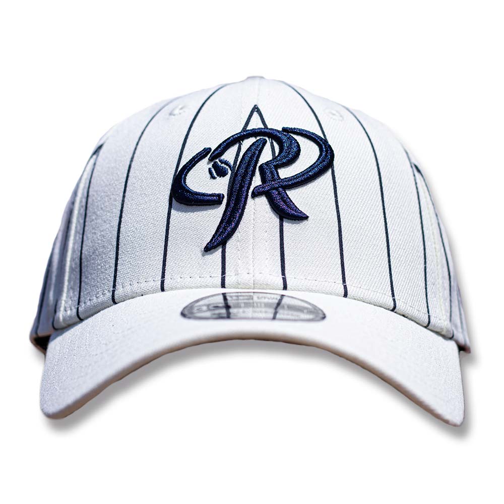 Gorra Blanca Rayada