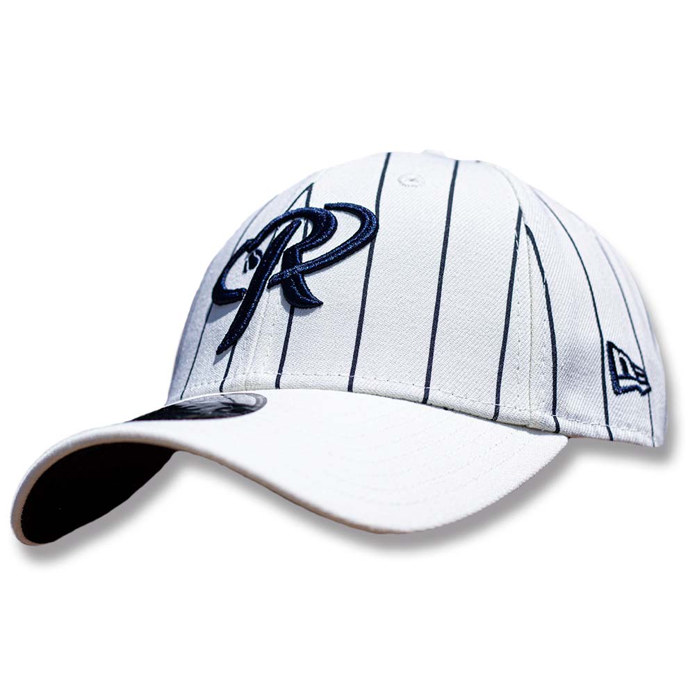 Gorra Blanca Rayada